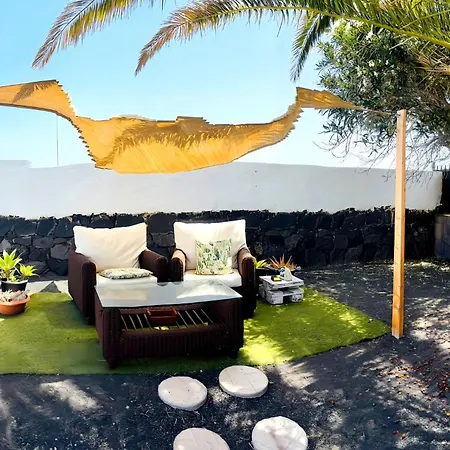 Descansa With Private Pool, Air-conditioning, Sea View, Smart-tv Wifi Villa Playa Blanca