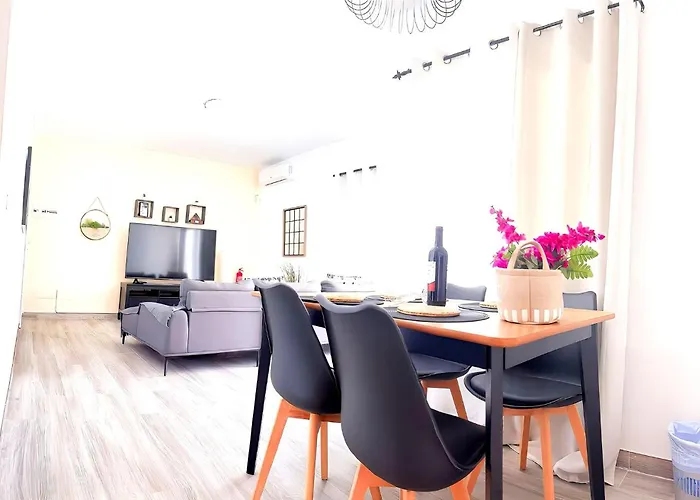 Descansa With Private Pool, Air-conditioning, Sea View, Smart-tv Wifi Playa Blanca (Lanzarote)