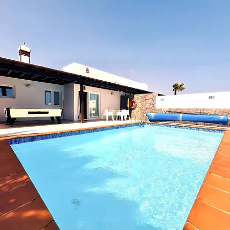 ヴィラ Descansa With Private Pool, Air-conditioning, Sea View, Smart-tv Wifi *