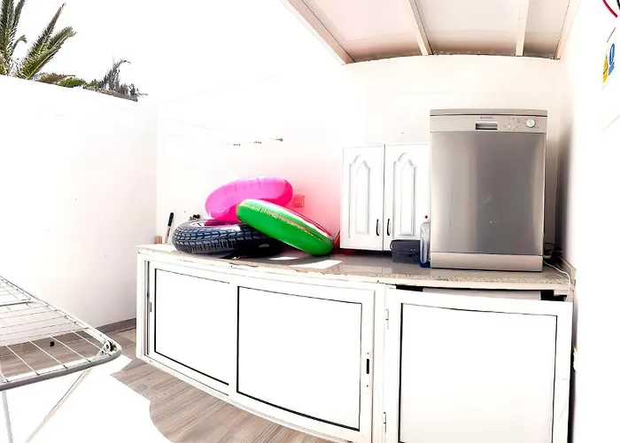 Descansa With Private Pool, Air-conditioning, Sea View, Smart-tv Wifi Playa Blanca (Lanzarote)