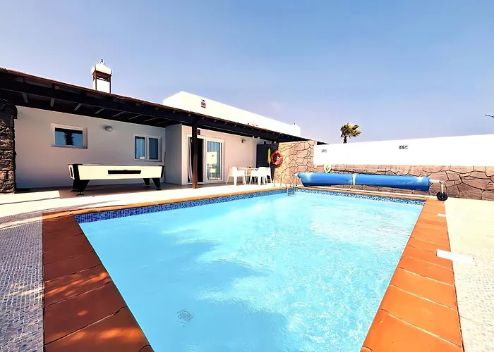 Villa Descansa With Private Pool, Air-conditioning, Sea View, Smart-tv Wifi *